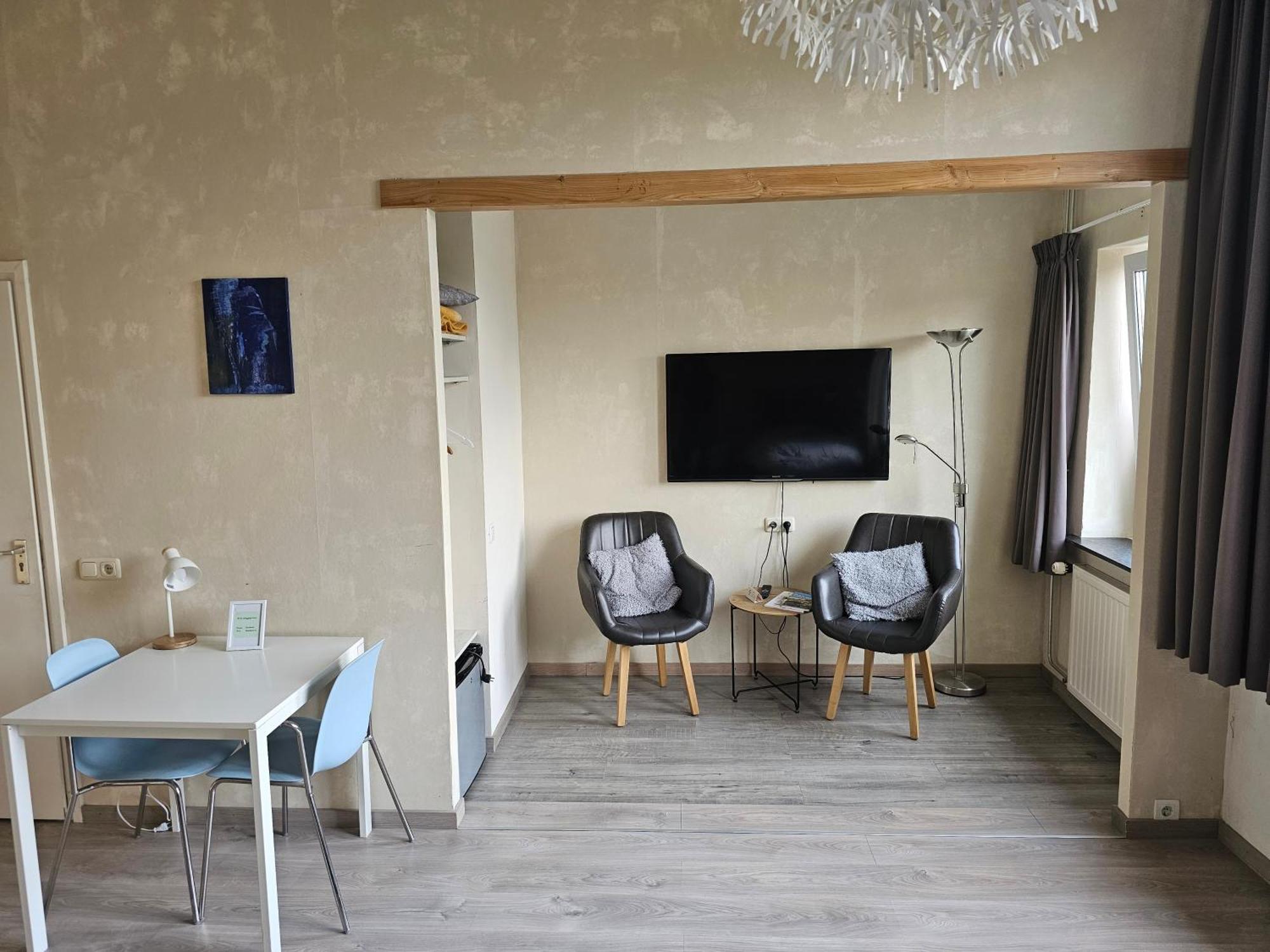 Hotel Le Bonheur Eijsden Exteriör bild