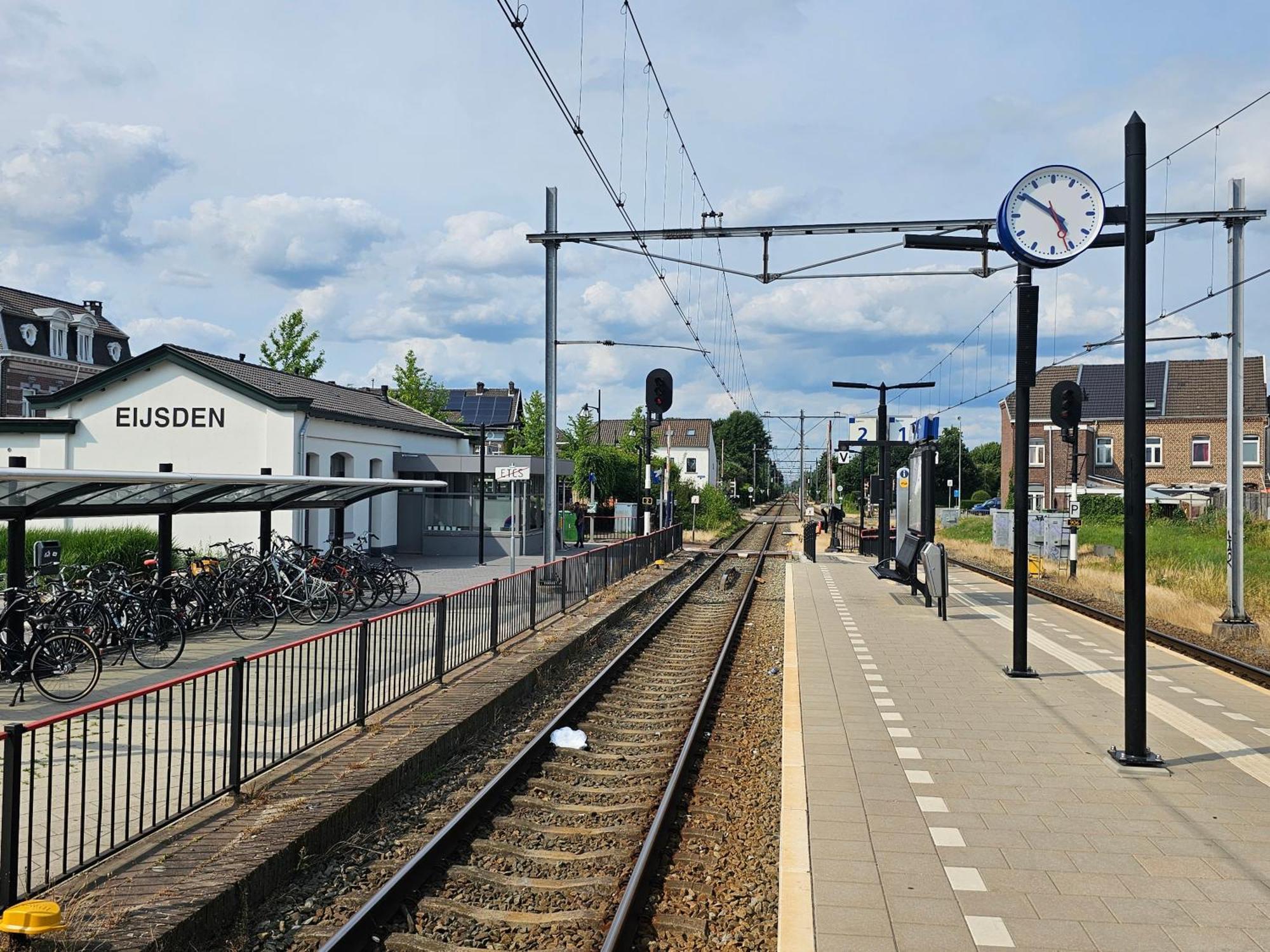 Hotel Le Bonheur Eijsden Exteriör bild