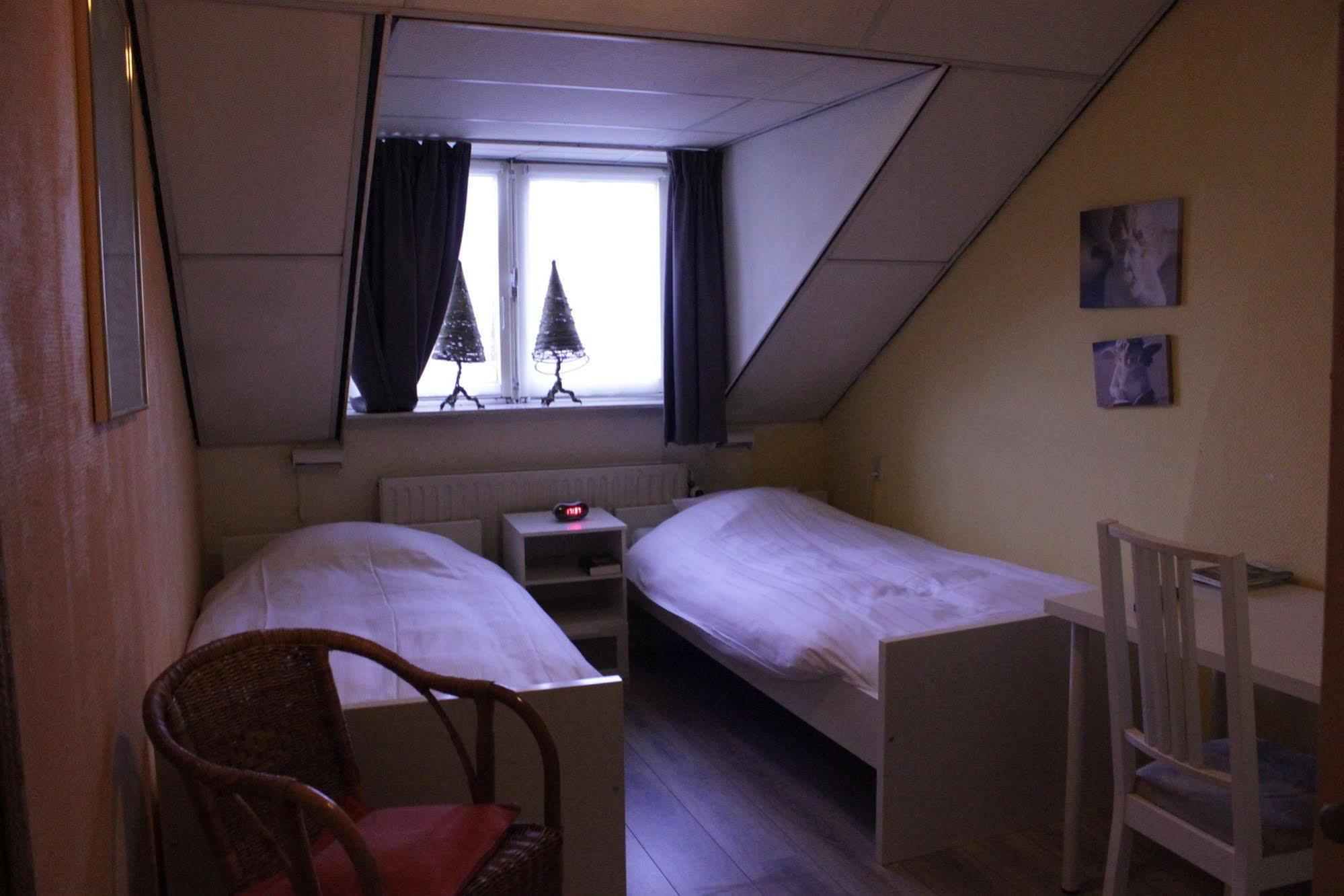 Hotel Le Bonheur Eijsden Exteriör bild